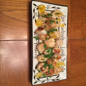 Scallops with Oranges and Vanilla Beurre Blanc image