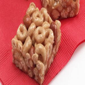 Gluten-Free Cheerios™ Honey-Peanut Cereal Bars_image