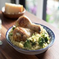 Chicken Drumsticks with Broccoli Orzo image