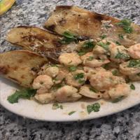 Shrimp Scampi with Fried Bread_image