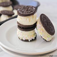 Oreo Cookie Ice Cream Sandwich Recipe_image