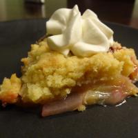 Easy Apple, Pear, and Blackberry Crumble_image