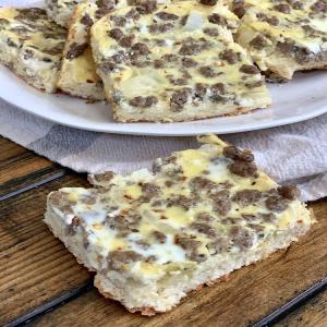 Egg and Sausage Breakfast Squares_image