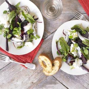 Beetroot & mozzarella salad with maple dressing_image