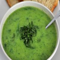 CREAMY ZUCCHINI-SPINACH SOUP (HEALTHY!)_image