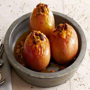Baked Cinnamon Apples for Two_image