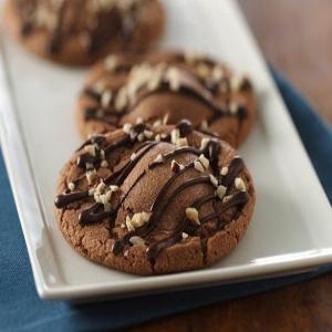 Stuffed Hazelnut Cookies_image