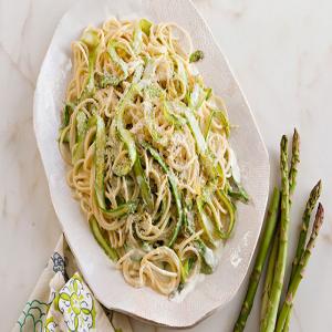 Creamy Lemon-Asparagus Pasta image
