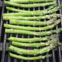 Grilled Garlic Asparagus_image