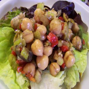 Garbanzo Salad image