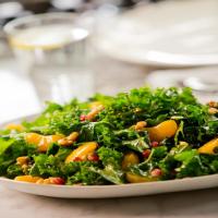Green Salad with Tangerines and Pomegranate Seeds_image