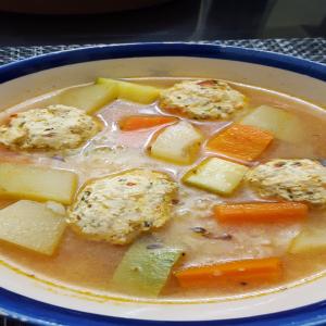 Mexican Chicken Meatball Soup (Sopa de Albondigas de Pollo)_image