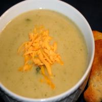 Quick and Easy Broccoli Soup_image
