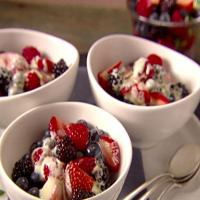 Grapefruit Zabaglione over Mixed Berries_image