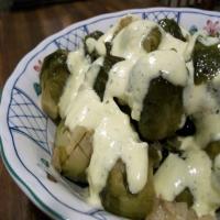 Hollandaise Brussels Sprouts With Onions_image