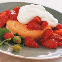 Strawberry Shortcakes with Vanilla-Orange Syrup_image