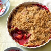 Plum Crisp with Crunchy Oat Topping_image