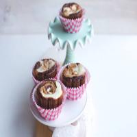 Cookie Butter Cheesecake Brownie Cups_image