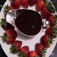 Chocolate-Dipped Strawberries_image