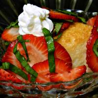 Strawberry-Basil Compote_image