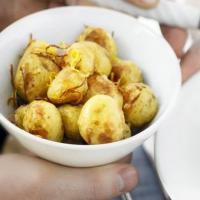 Lemon-roasted new potatoes image
