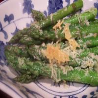 Asparagus With Parmesan Crust_image