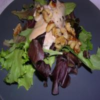 Roast Garlic Chicken and Walnut Salad_image