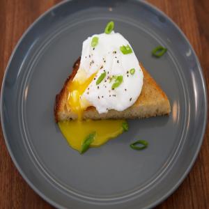 Perfect Microwave Poached Egg image