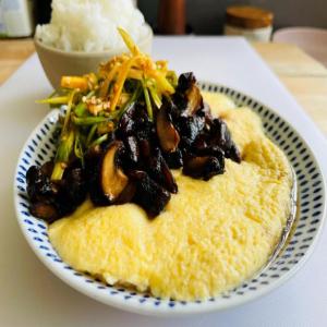 Chinese Steamed Egg with Soy Glazed Mushrooms and Scallion Salad_image