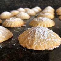 Ma'amoul (Lebanese Date Cookies) image