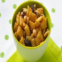 Gluten-Free Sweet and Spicy Honey Nut Chex® Mix image