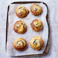 Paul Hollywood's Emmenthal, Onion and Mushroom Pastries Recipe_image