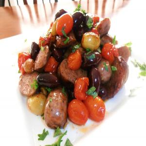 Italian Sausage, Tomatoes, Grapes & Olives_image