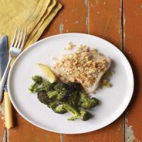 Baked Fish with Herbed Breadcrumbs and Broccoli_image