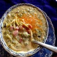 ~ My Creamy Broccoli/ Cheese/ Pasta Soup ~_image