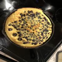 Paleo Blueberry Cast Iron Pancake_image
