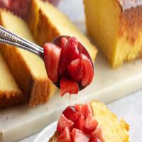 Ricotta Pound Cake With Strawberries_image