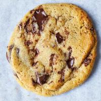 Easy chocolate chip cookies image