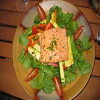 Broiled Salmon Salad_image