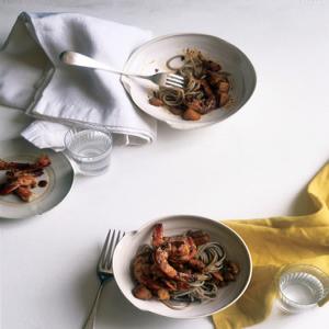 Paprika Shrimp with Walnuts image