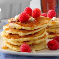 White Chocolate Raspberry Pancakes_image