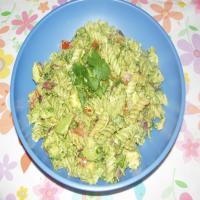 Pasta Salad With Avocado Dressing_image