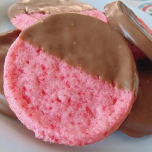 Valentine's Slice-and-Bake Cinnamon Heart Shortbread Cookies_image