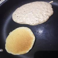 Fluffy Egg-Free or Eggless Pancakes_image