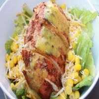 Copycat Applebee's Low-Fat Blackened Chicken Salad_image