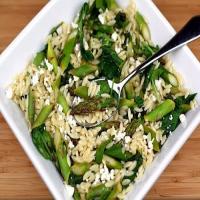 Lemon Orzo Salad with Asparagus, Spinach, and Tofu Feta Recipe - (4/5) image