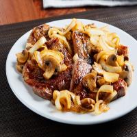 Strip Steak with Bourbon Onion-Mushroom Sauce_image
