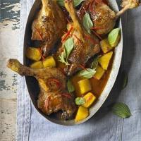 Tender duck & pineapple red curry image