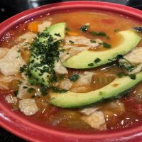 Spicy Tortilla Soup With Shrimp and Avocado_image