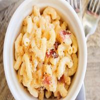 Five Cheese Bacon Mac and Cheese Recipe image